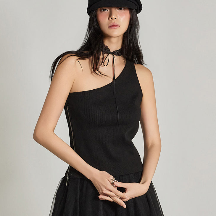 E4032 Uneven Sleeveless Top