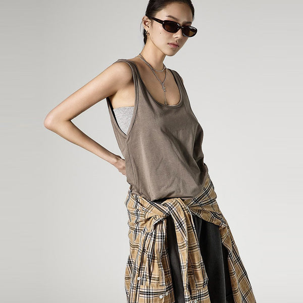 E4149 U-Neck Sleeveless Top