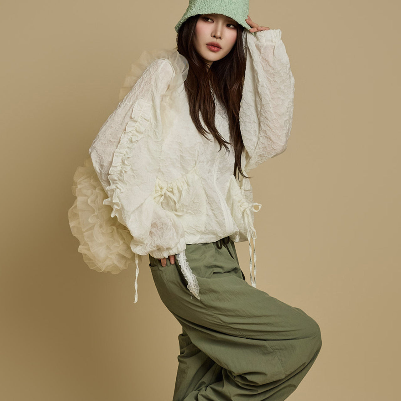 J2718 Frill Zip-Up Jacket