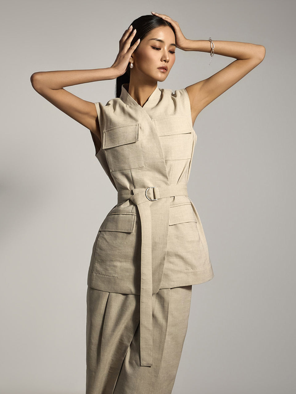 J2758 Vest with Belt