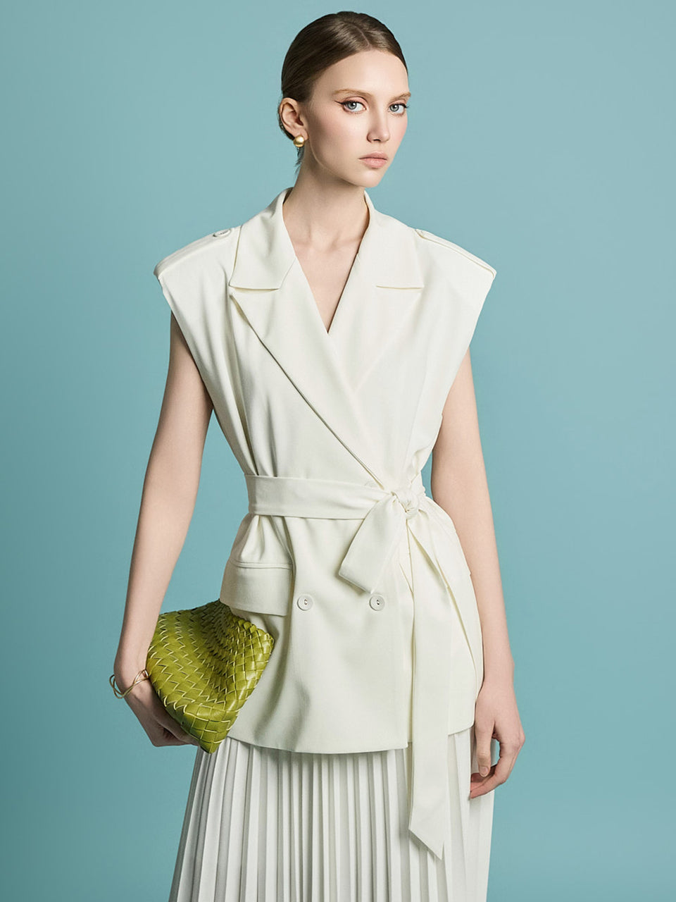 J2775 Vest With Strap