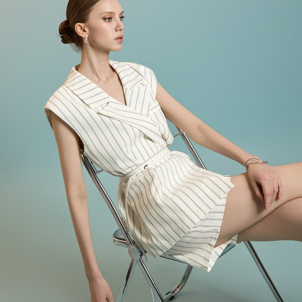 J2787 条纹背心(含腰带)