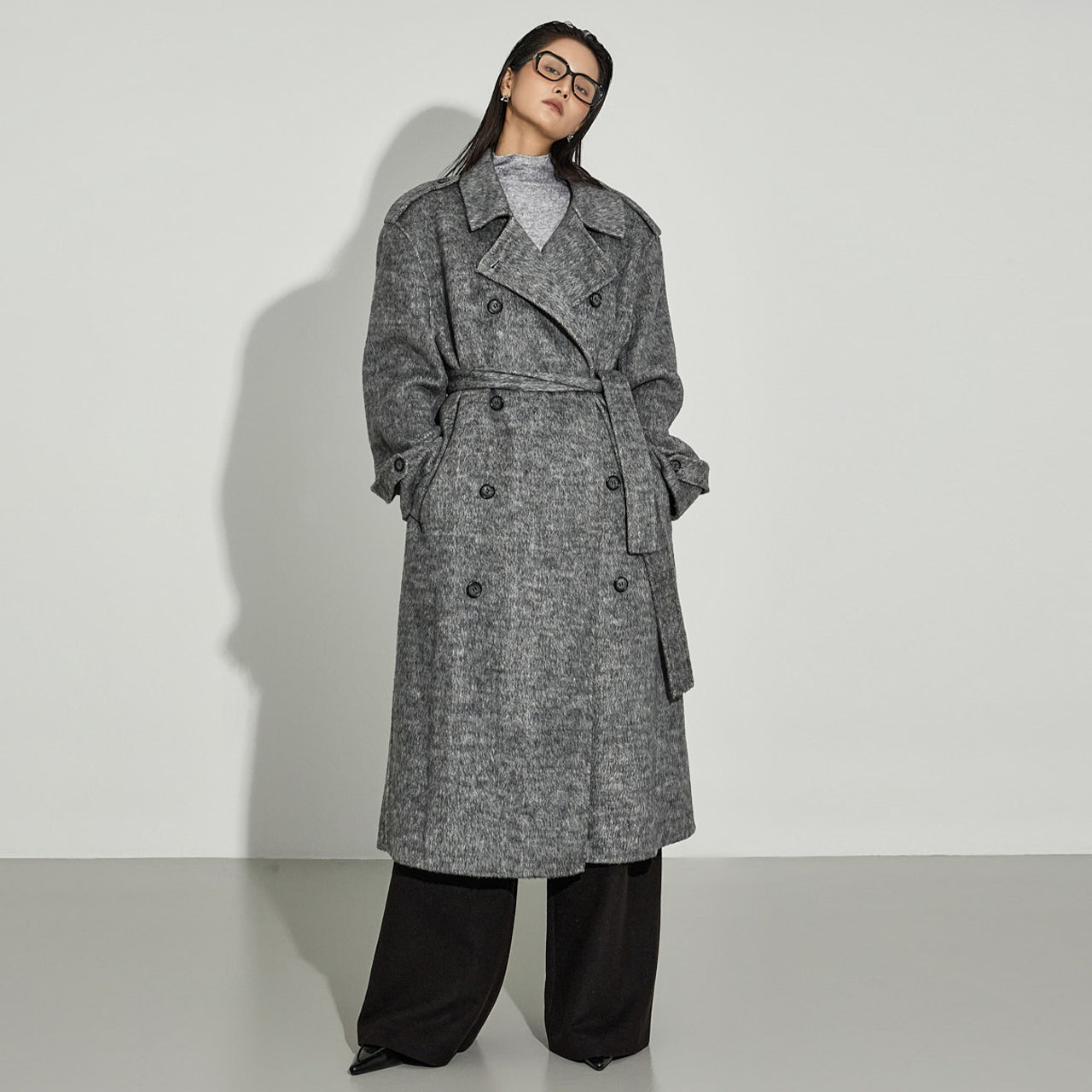 J2954 Wool Coat with Belt