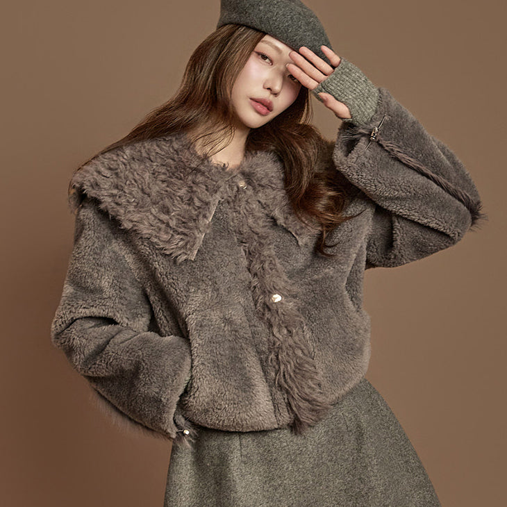 J3029 Teddy Big Collar Jumper