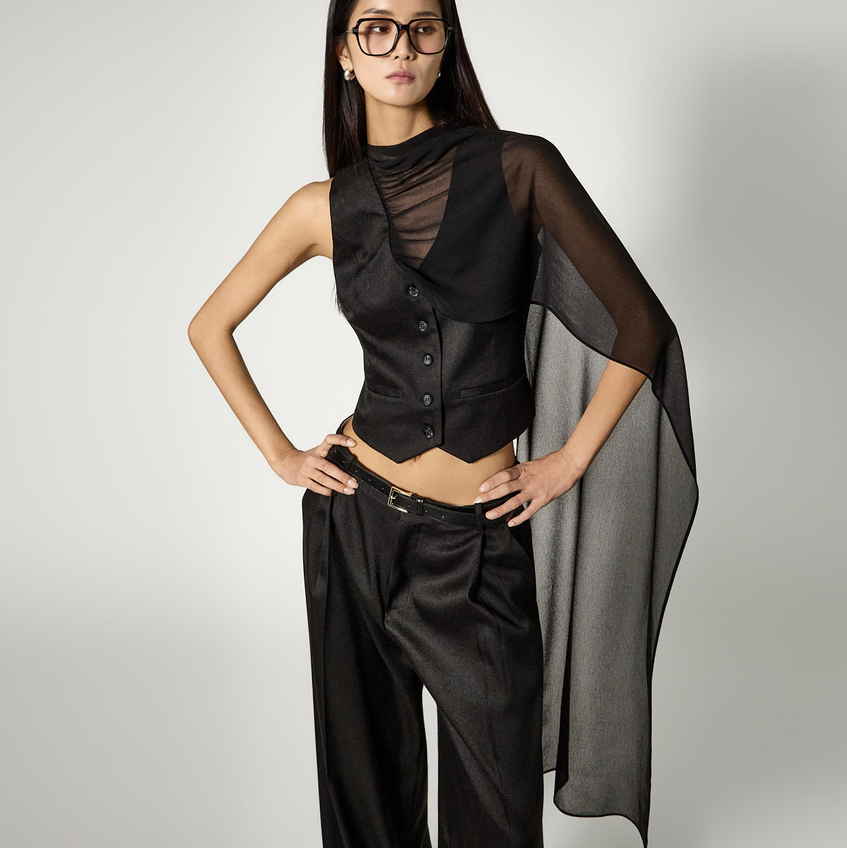 J9367 Drape Layered Vest