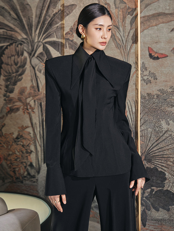 B9139 ボタン肩パッドブラウス(スカーフセット)