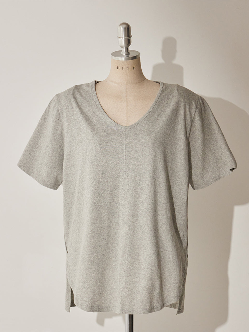 E3347 V Neckline T Shirt