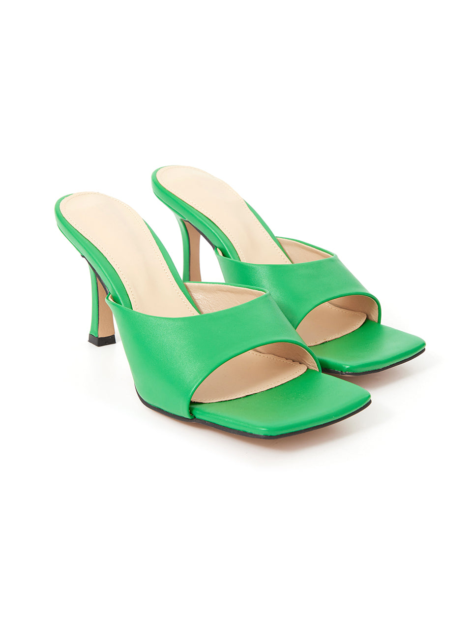 AR-3266 Square Heeled Mule