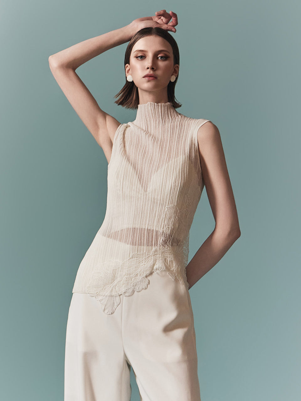 B2956 レースブラウス