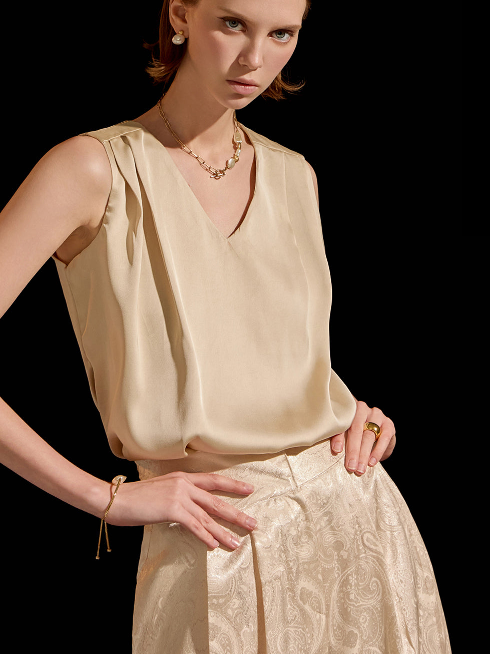 E3089 Satin Sleeveless Top