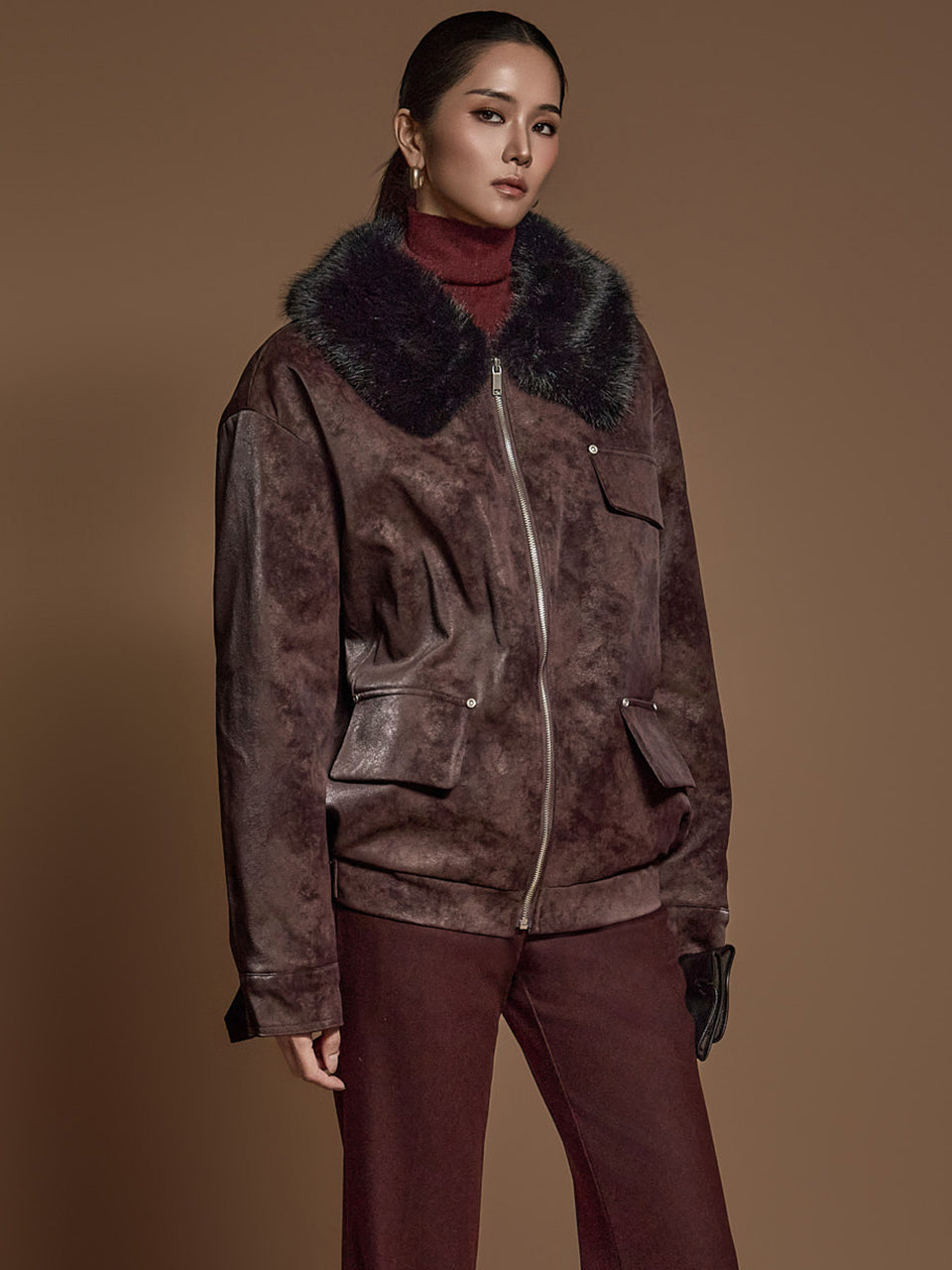 J2575 绒面革绗缝套头衫