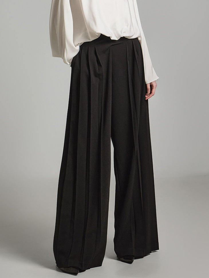 P3433 Pleated Slacks