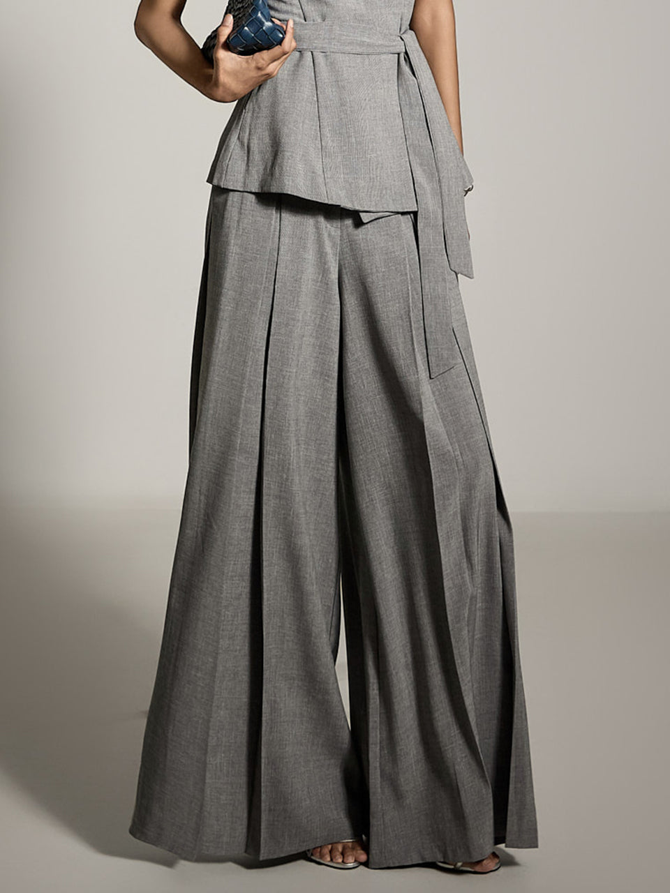 P3553 Pintuck Slacks