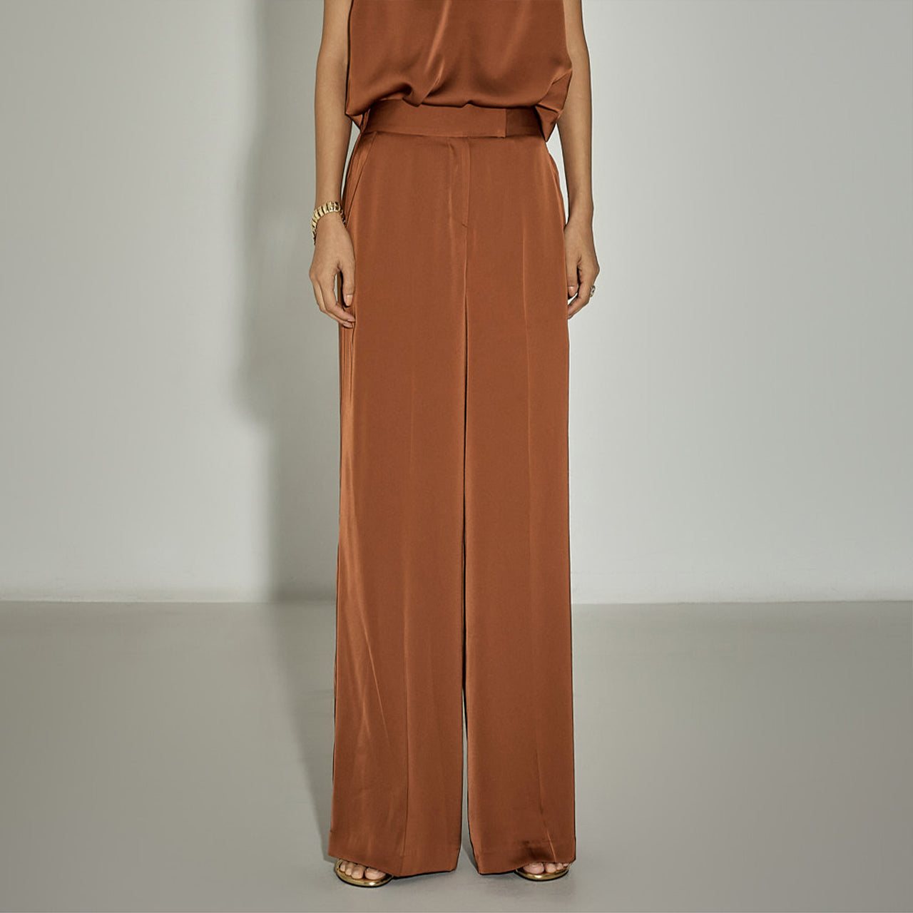 P9164 Pintuck Slacks