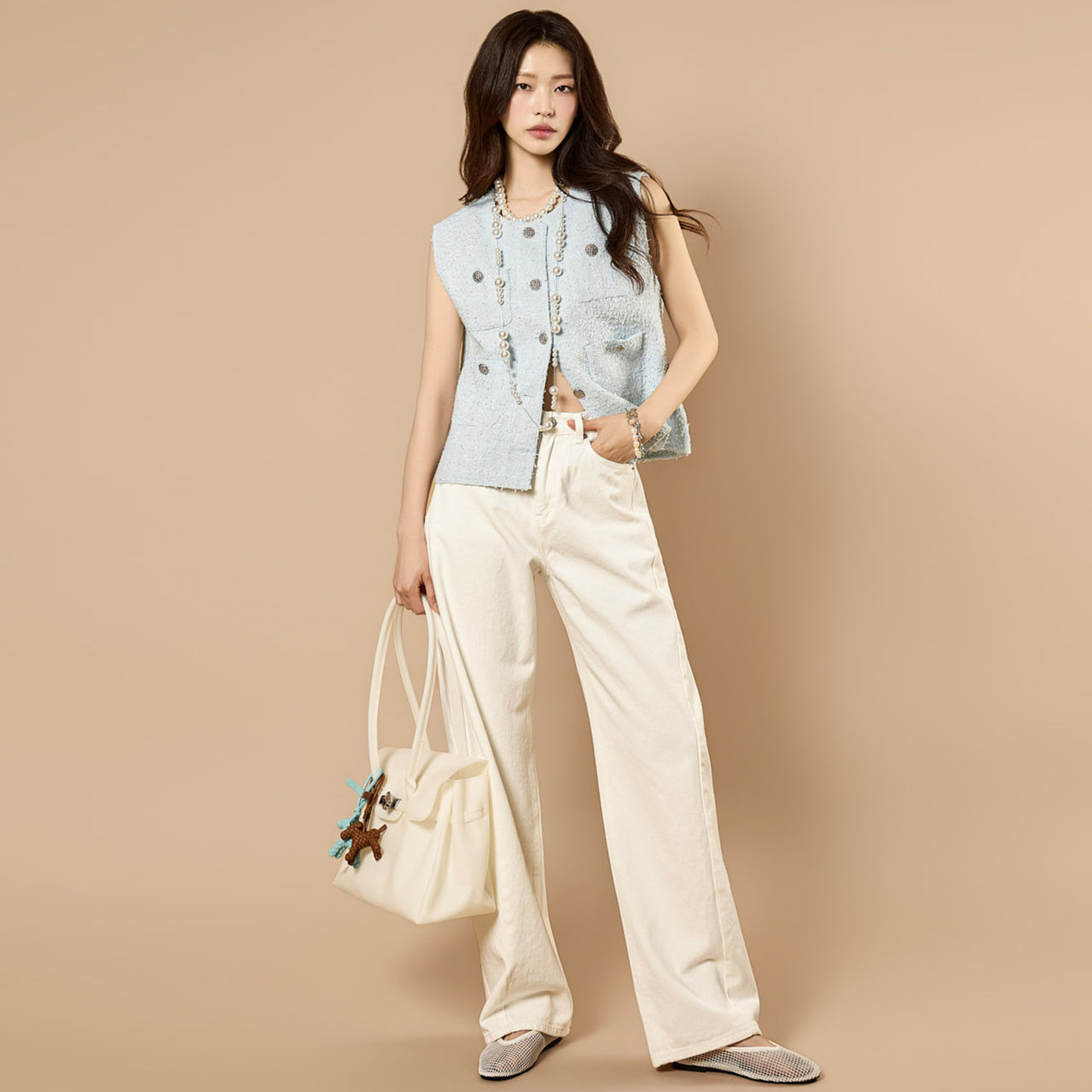 PJ657 Curved White Jeans