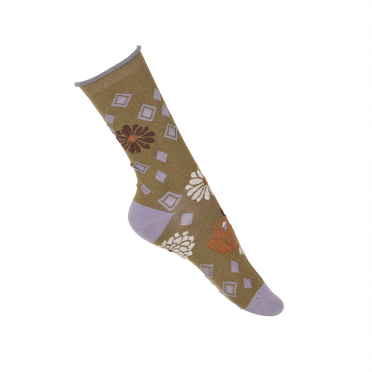 RE-342 Flower Embroidered Socks