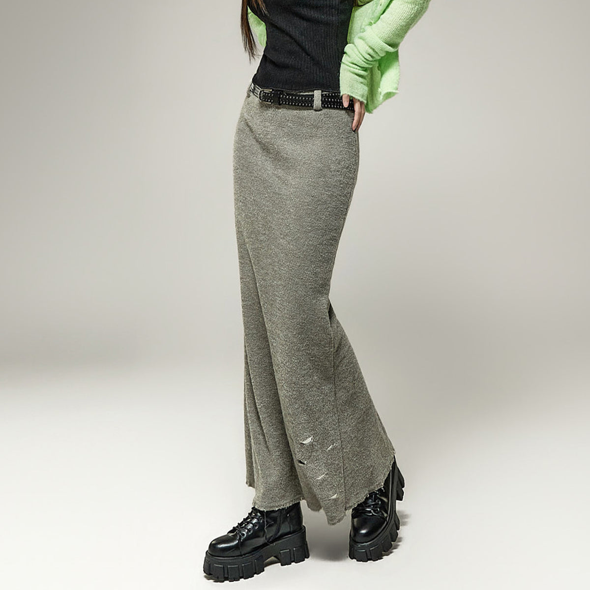 SK3292 Damaged Hem Skirt