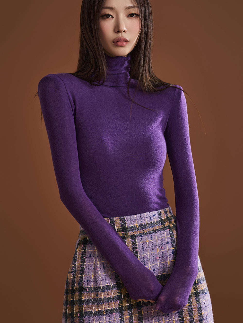 E2817 高领衬垫上衣