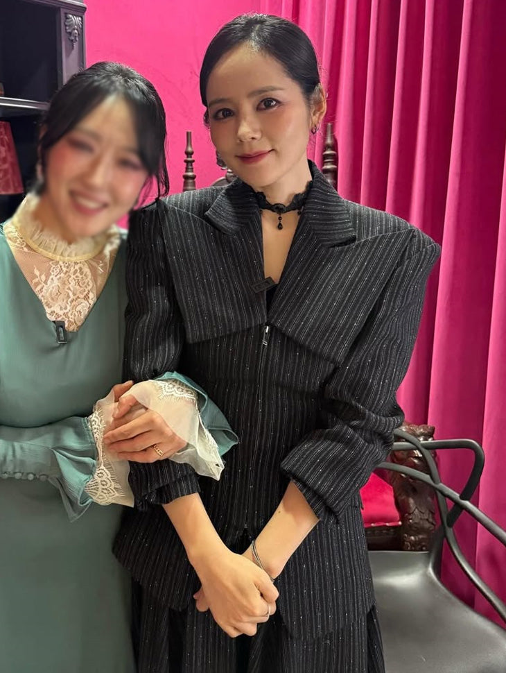 DINT CELEB<br><br> HAN GAIN<br><br> KSH42O2JK051 & KSH42O2SK007 <br><br> KSH42O2TP020