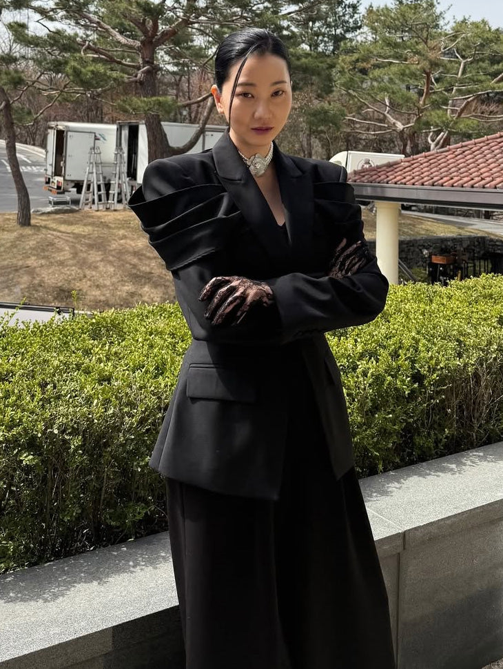 DINT CELEB<br><br>JANG YUNJU<br><br>KSH32O2JK013