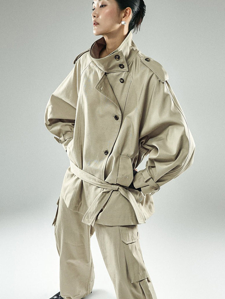 J3282 High-Neck Half Trench Coat