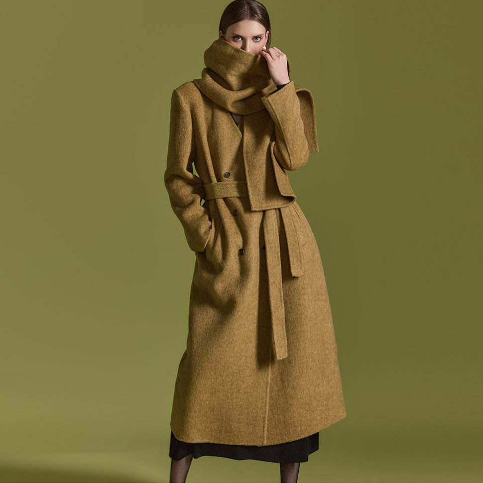 J2600 Wool Coat With Muffler