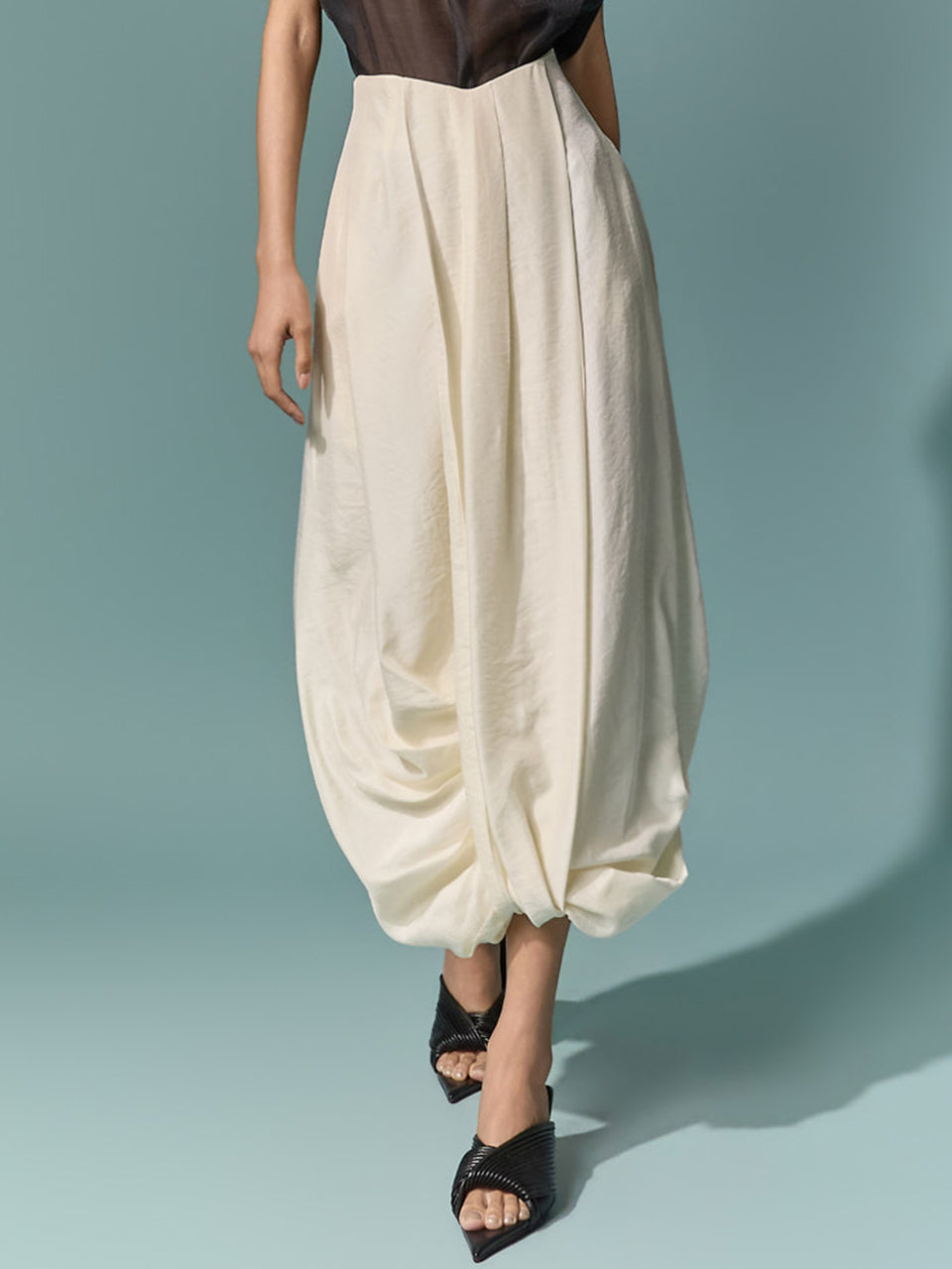 SK9303 Drape Balloon Skirt