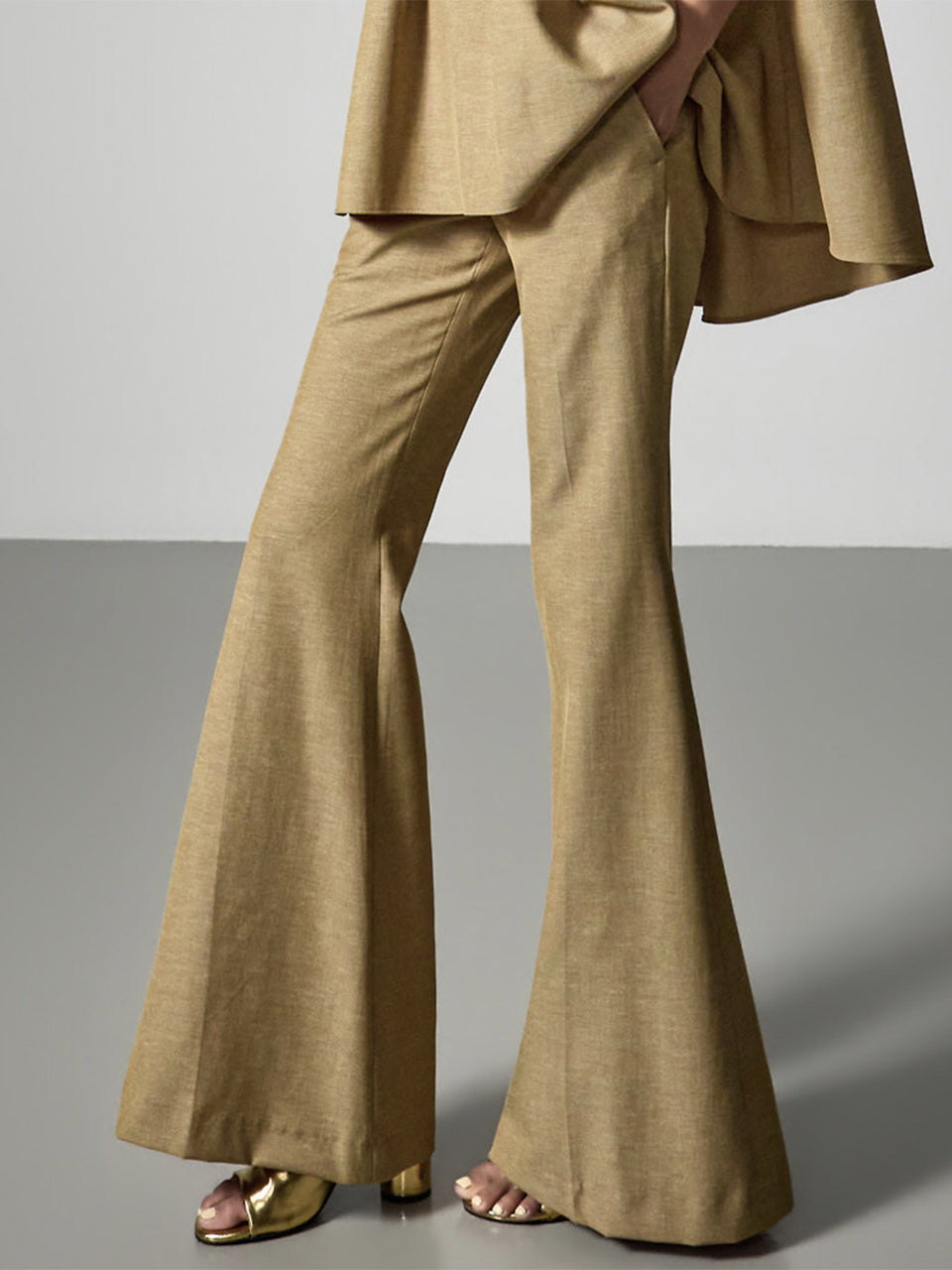 P9197 Semi Bootcut Slacks