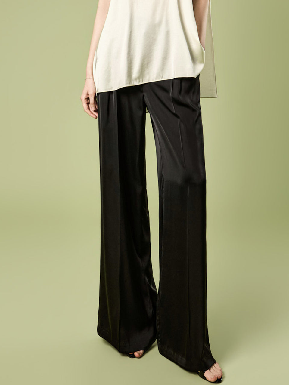 P3849 Satin Wide Slacks