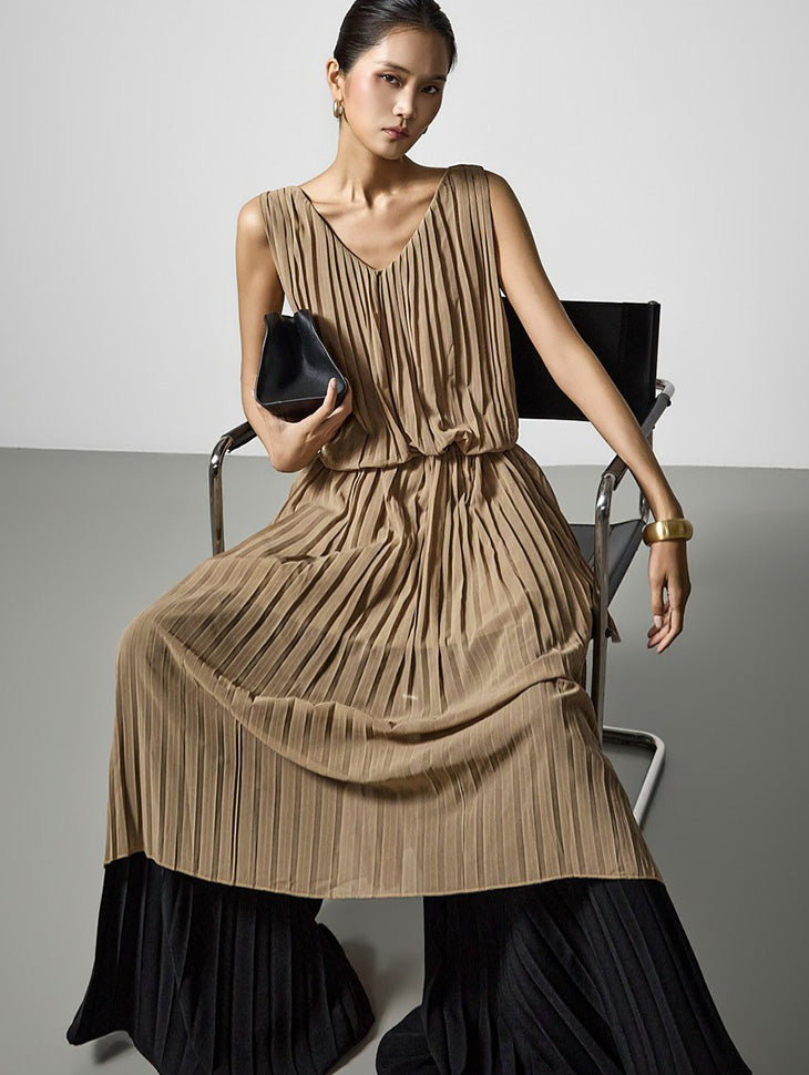 D5581 Strap Set Pleated Dress