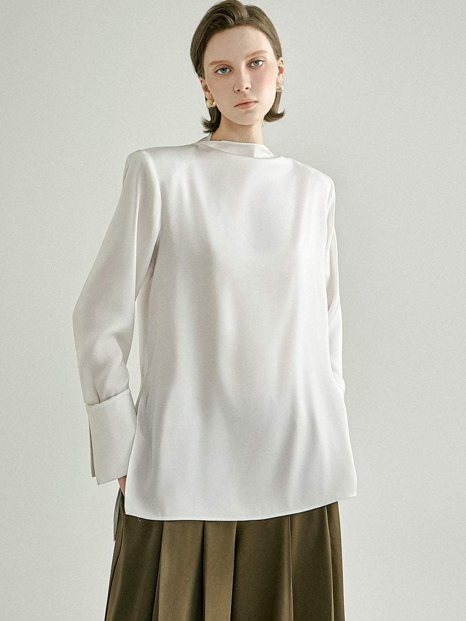 B9204 Neck Drap Blouse