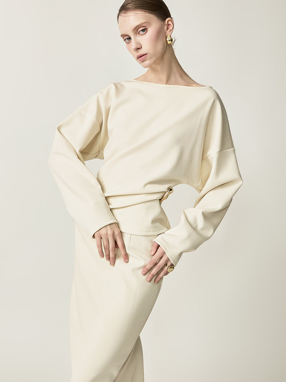 B3261 Boat Neck Blouse