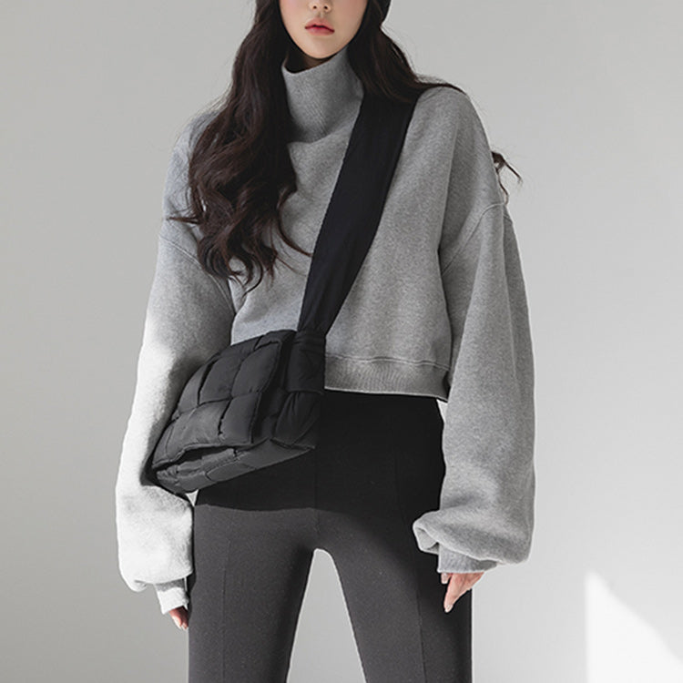 E2595 Fleece-Lined Turtleneck Sweatshirt