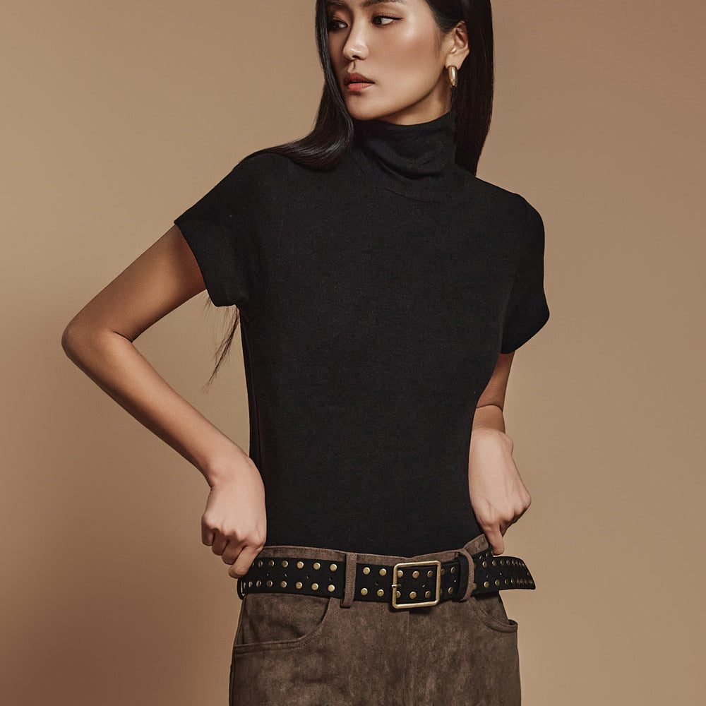 E3567 Turtleneck Top