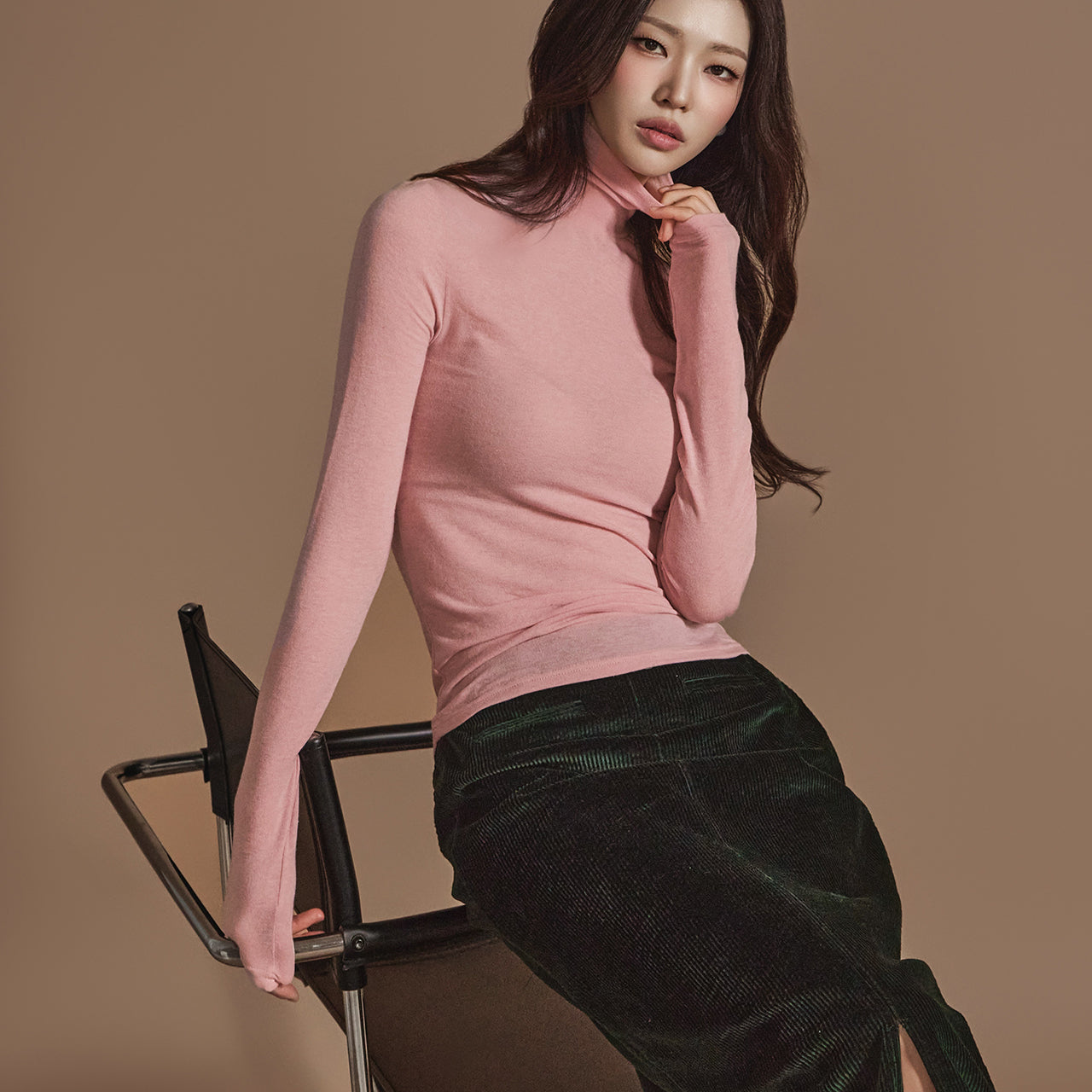 E3590 Turtleneck Top