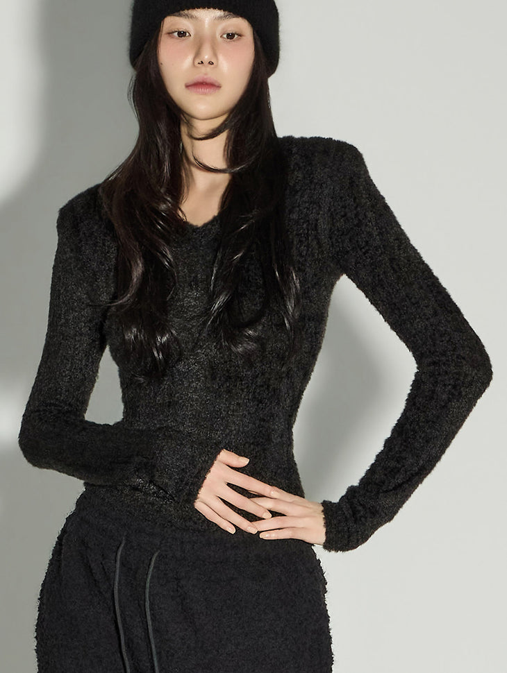 E4095 Soft V-Neck Slim Top