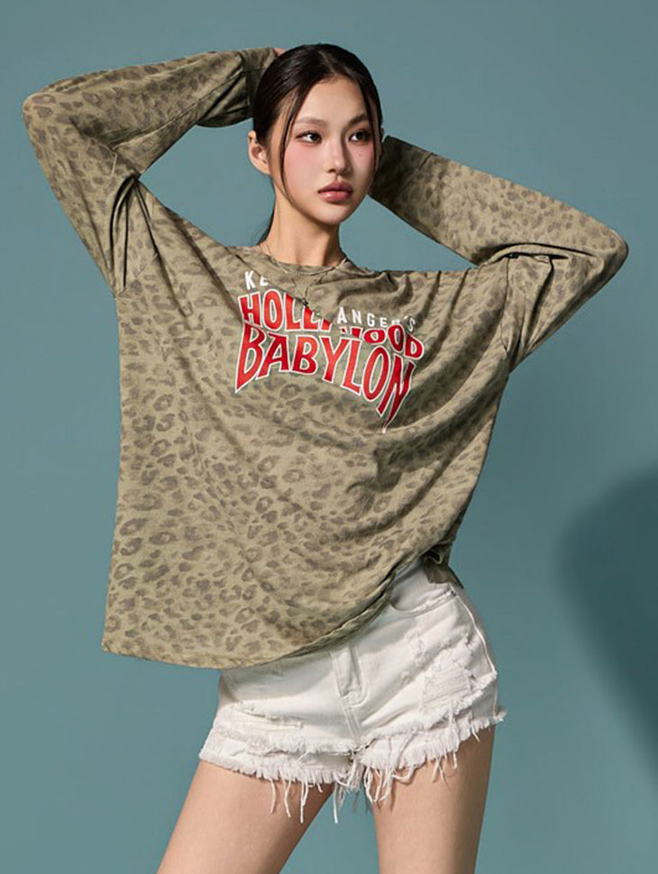 E4292 Leopard Lettering Top