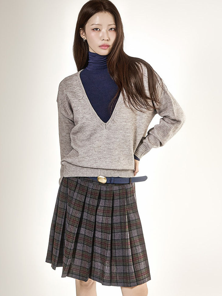 E4398 Drop Shoulder V-Neck Knit