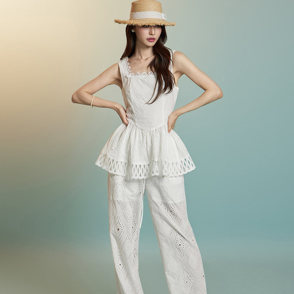 D5321 Eyelet Designed Two-Piece