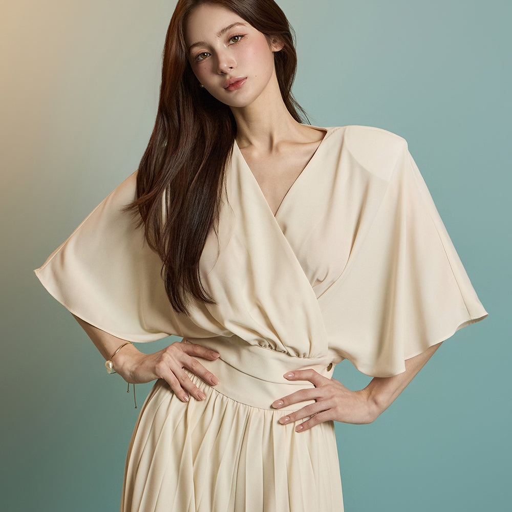 B3068 裹身褶皱衬衫