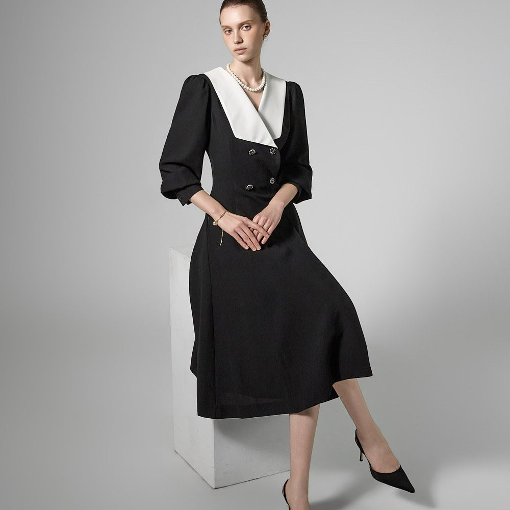 D5455 Contrast Collar Dress