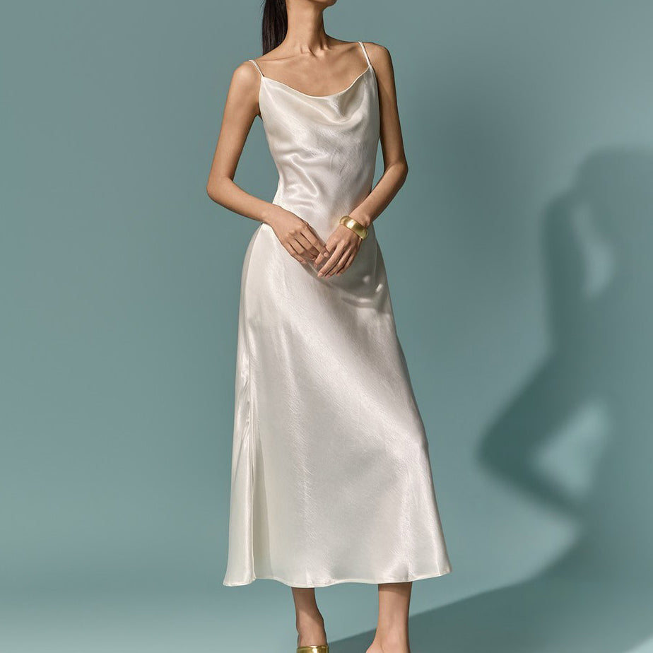 D5674 Backless Slip Dress