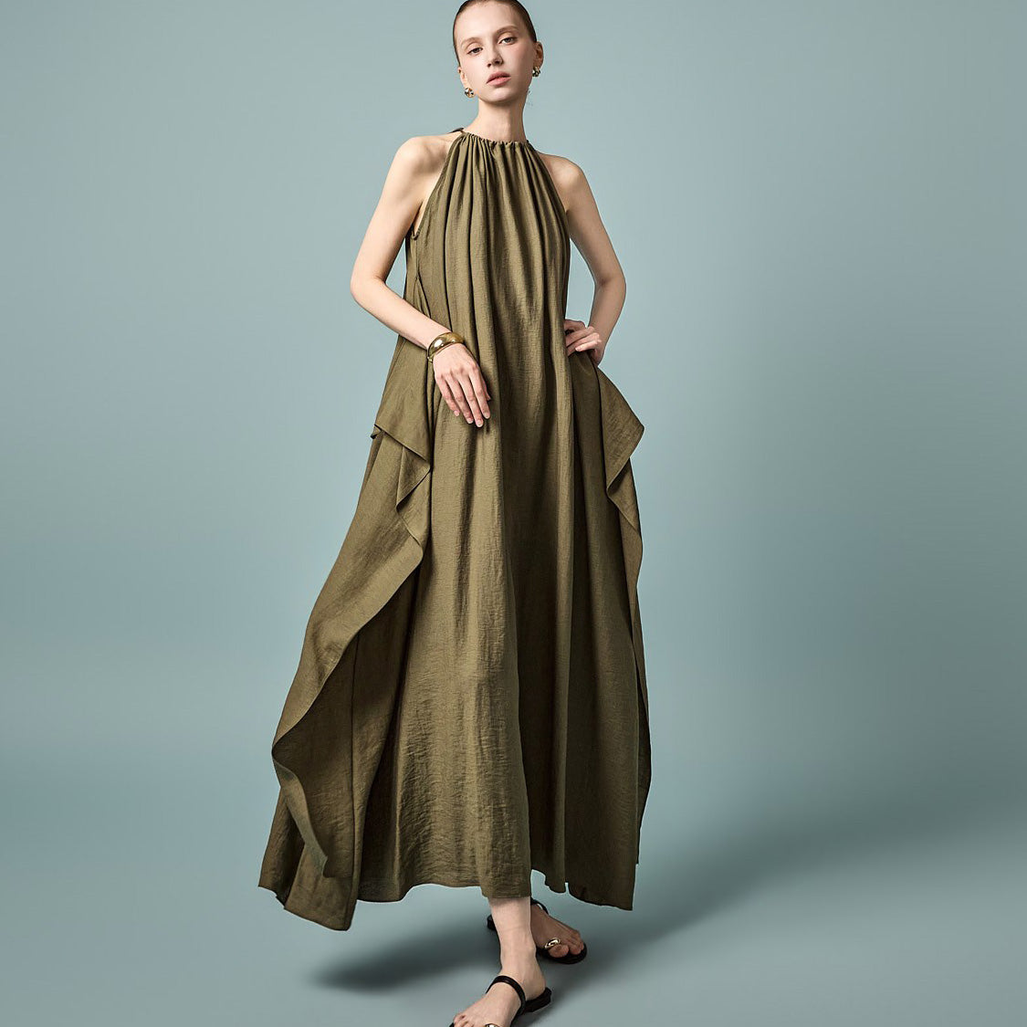 D9624 Airy Halter Dress