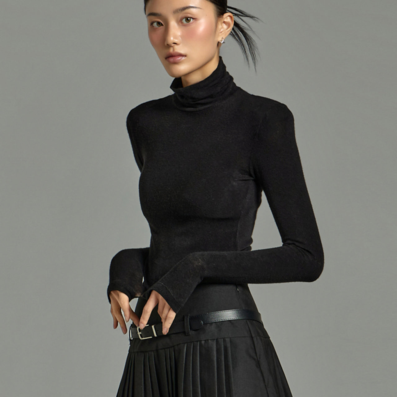 E2817 Roll Neck Padded Top