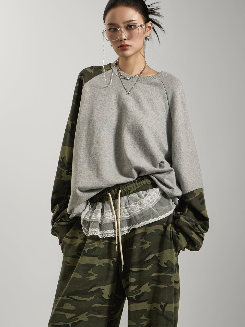 E3718 Camouflage Sweatshirt