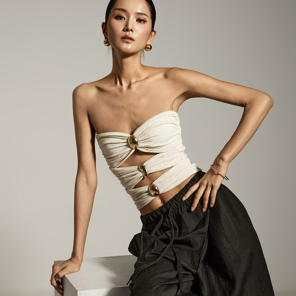 E3883 镂空褶皱上衣