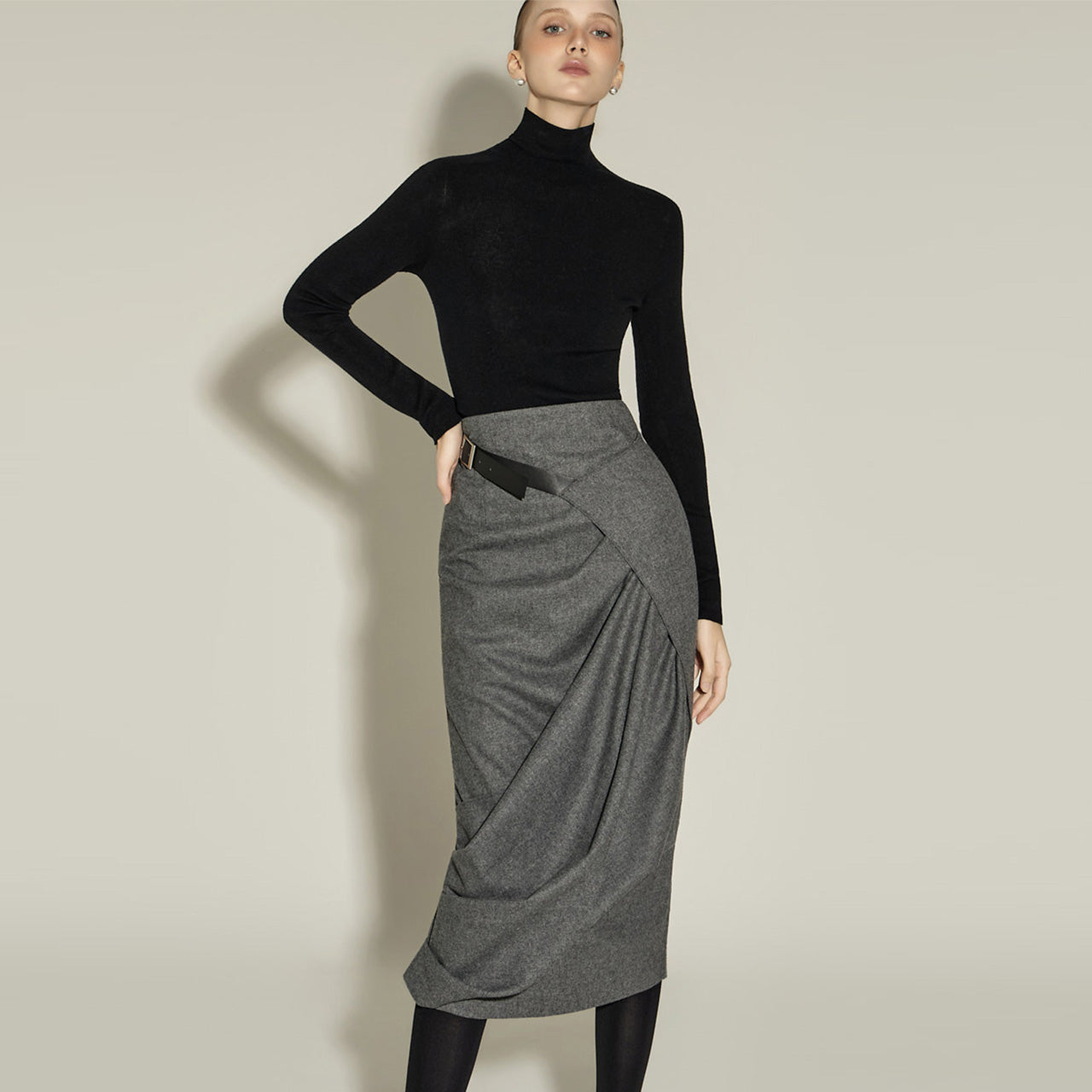 E3980 Turtleneck Top