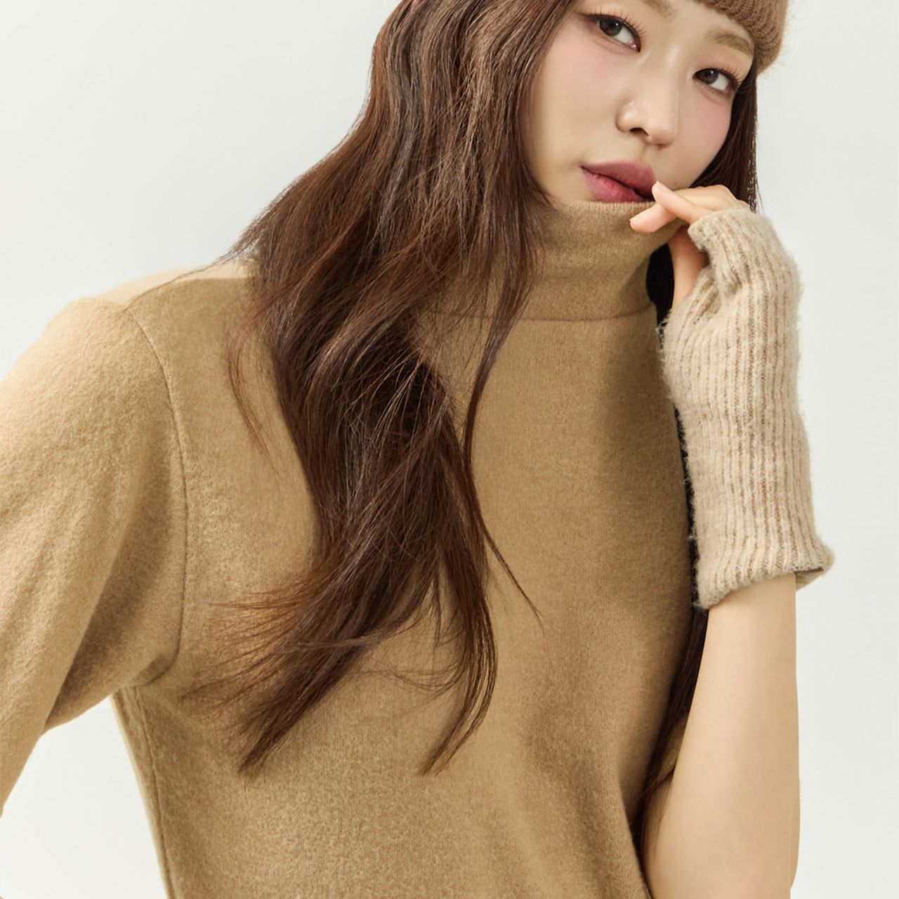 E4075 Turtleneck Tops