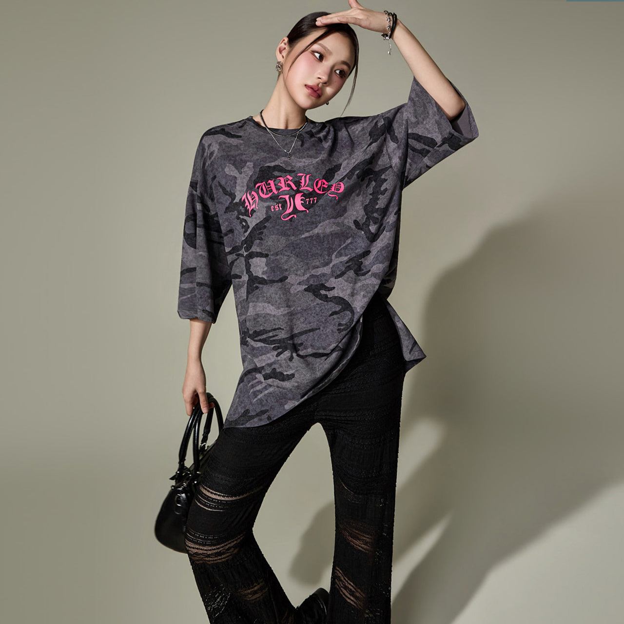 E4346 Camo Print Top