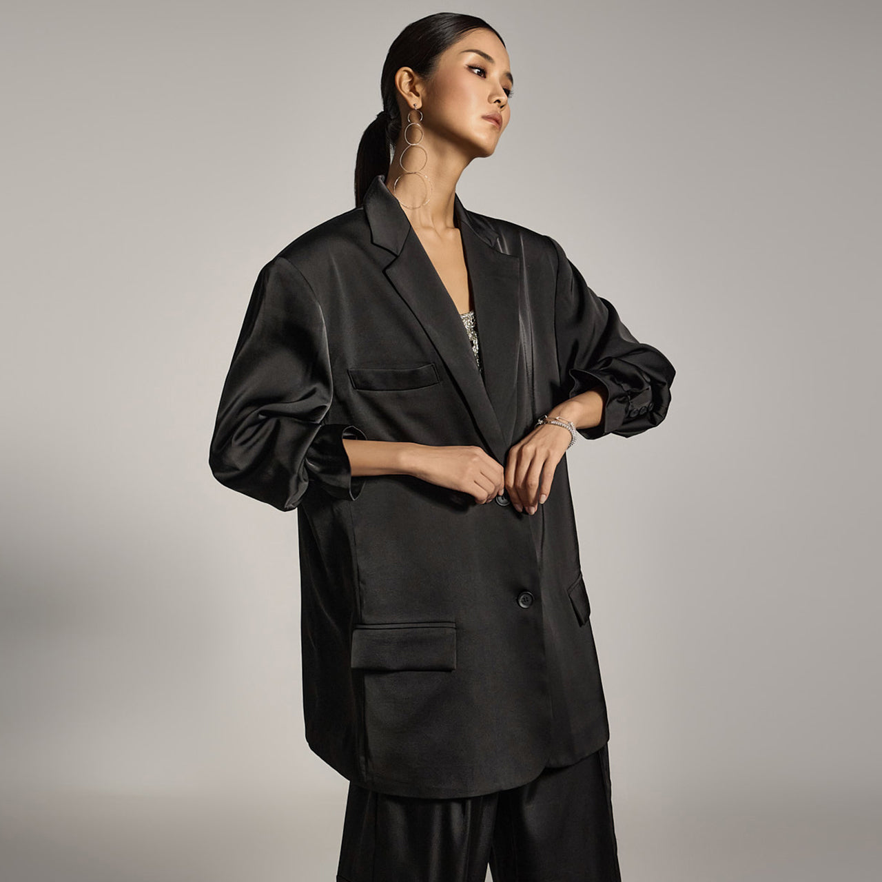 J2761 サテンジャケット